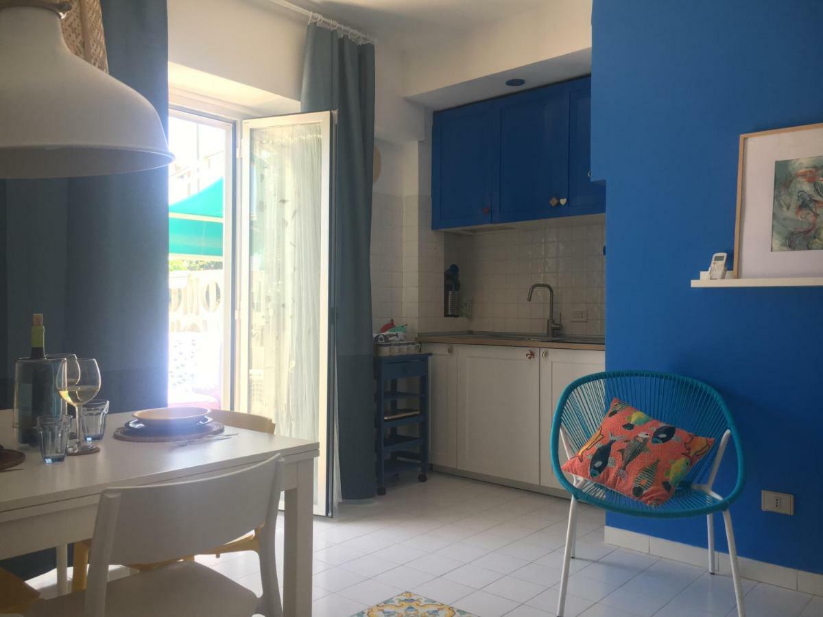 شقة نيتّونو  في La Casa Sulla Spiaggia المظهر الخارجي الصورة